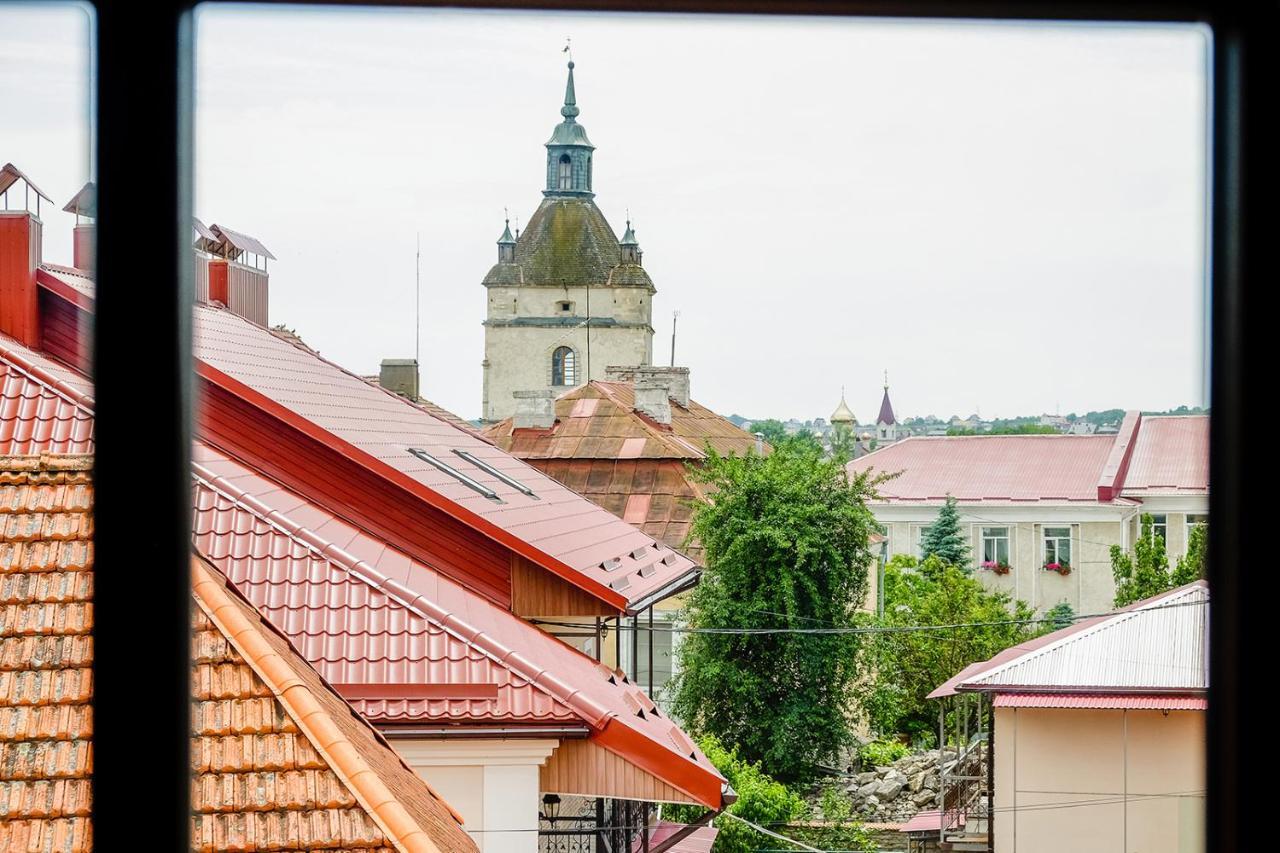 Гостерія"Old Town" Hotel Kamianets-Podilskyi Exterior photo